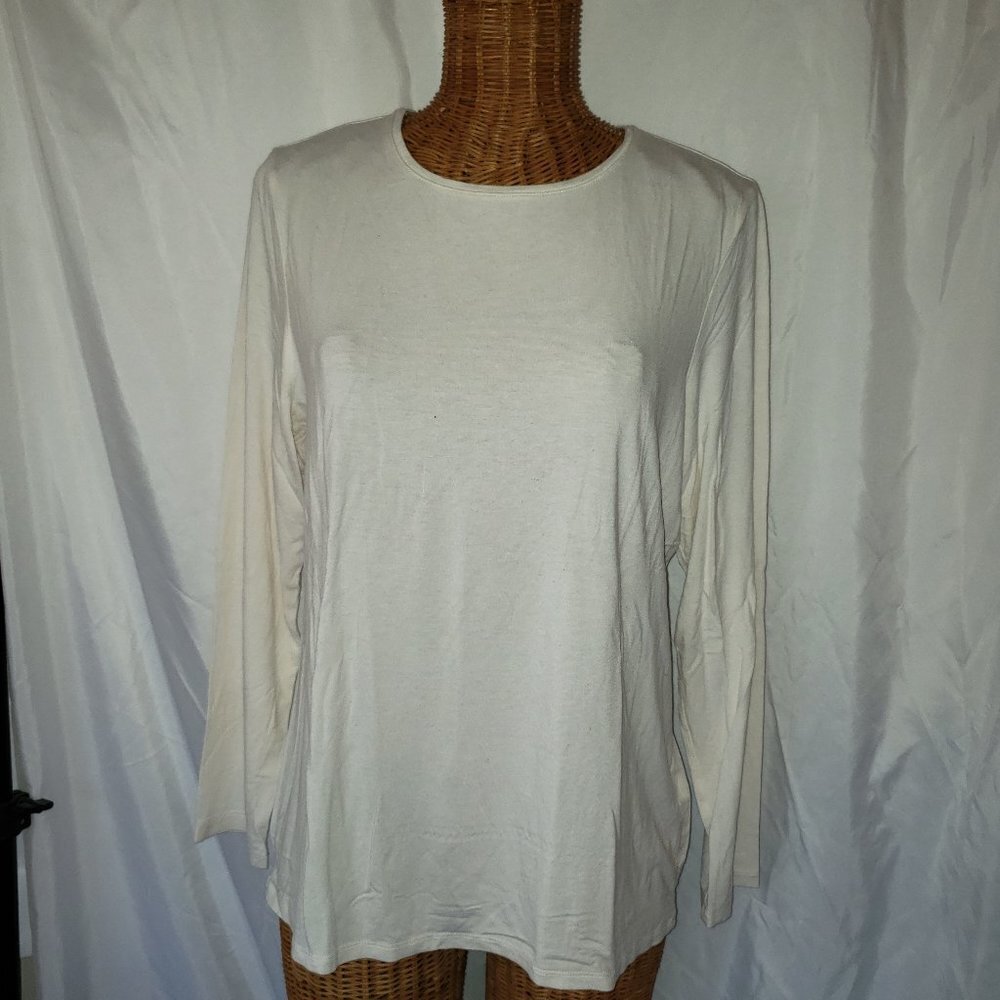 Chico's The Ultimate Tee Long Sleeve Crew Neck - White - Size 2